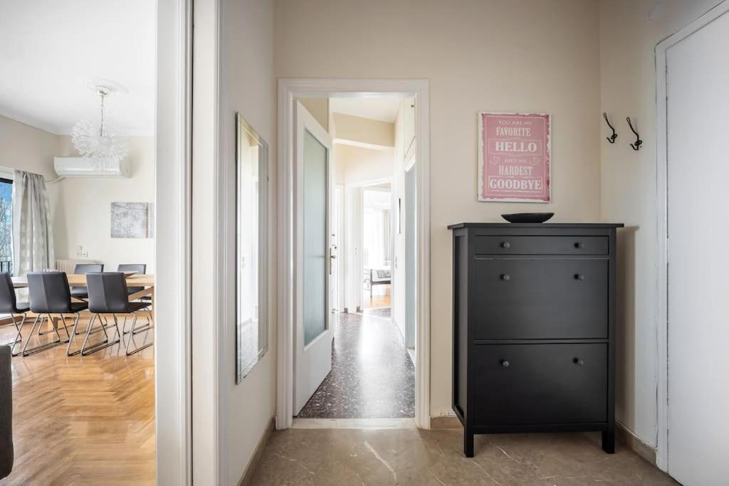 Bright Central Apartment With Splendid Sea View! Chalkís Buitenkant foto