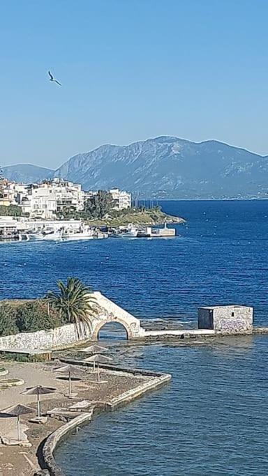 Bright Central Apartment With Splendid Sea View! Chalkís Buitenkant foto