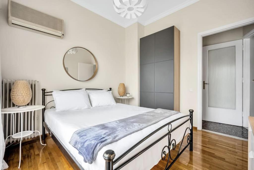 Bright Central Apartment With Splendid Sea View! Chalkís Buitenkant foto